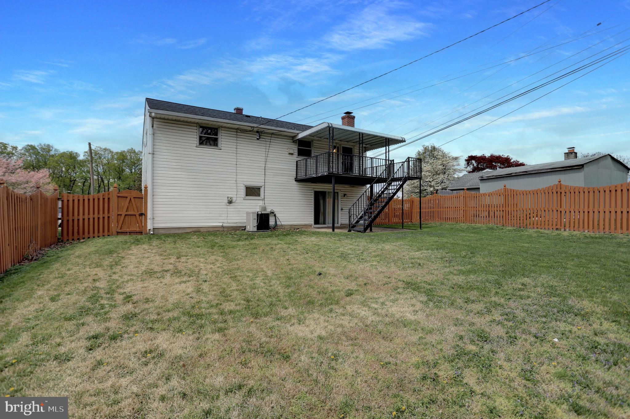 RIPPLING RIDGE - Residential