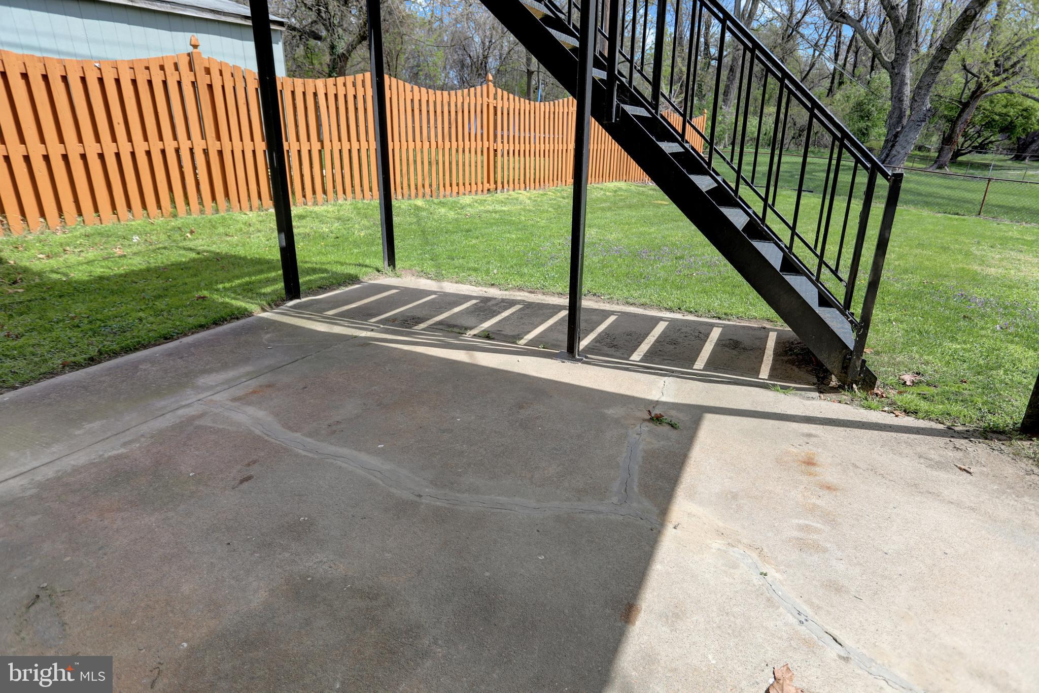 RIPPLING RIDGE - Residential