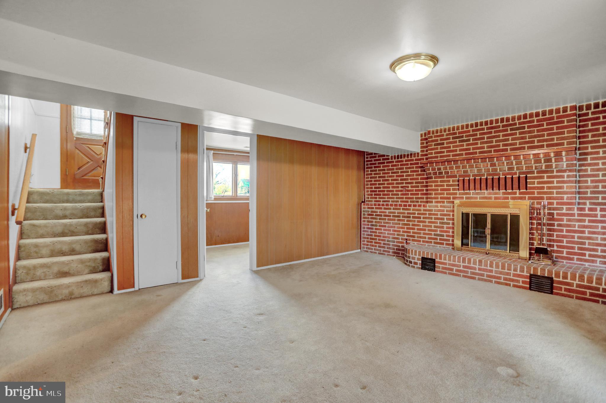 RIPPLING RIDGE - Residential