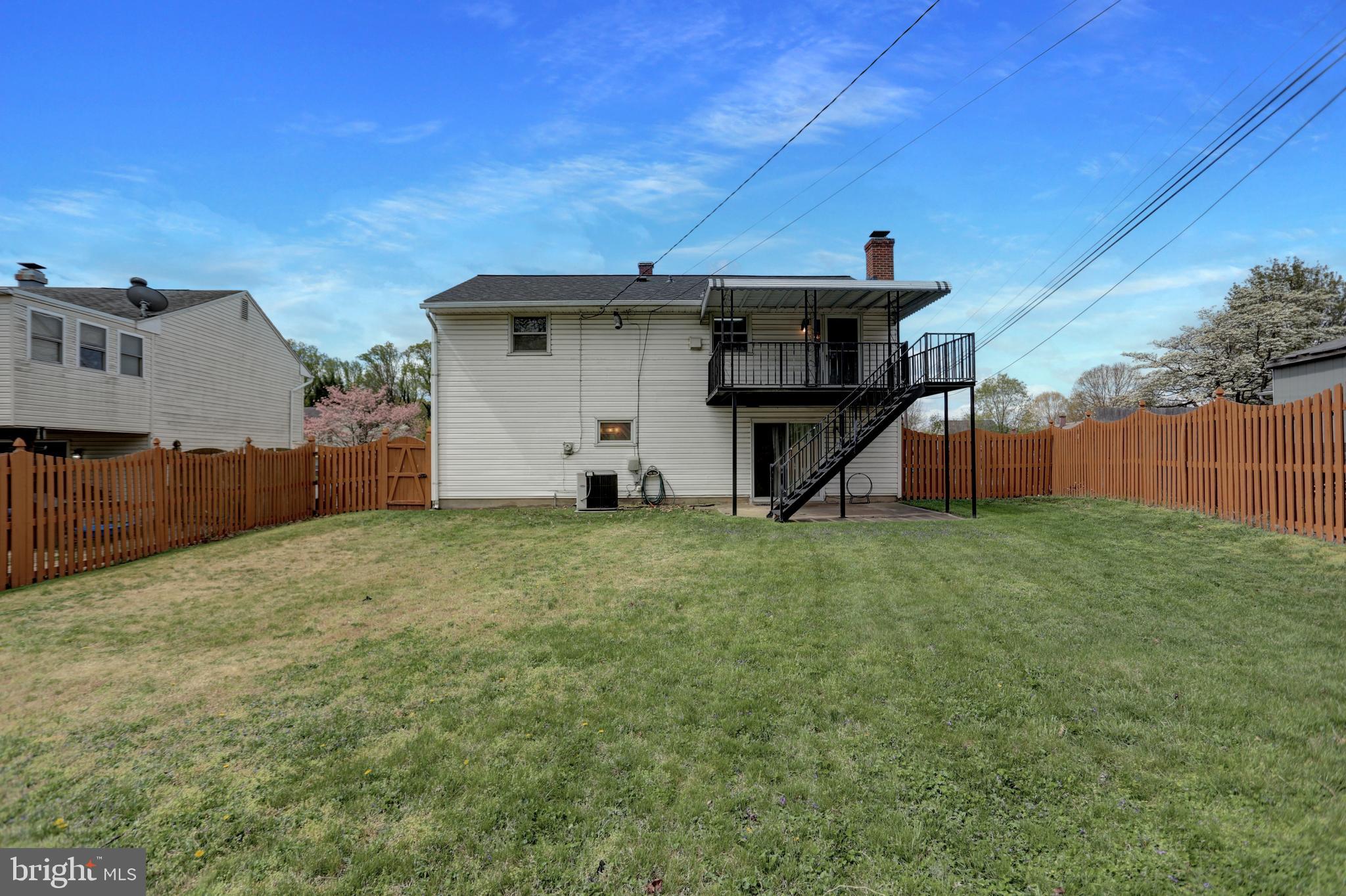 RIPPLING RIDGE - Residential