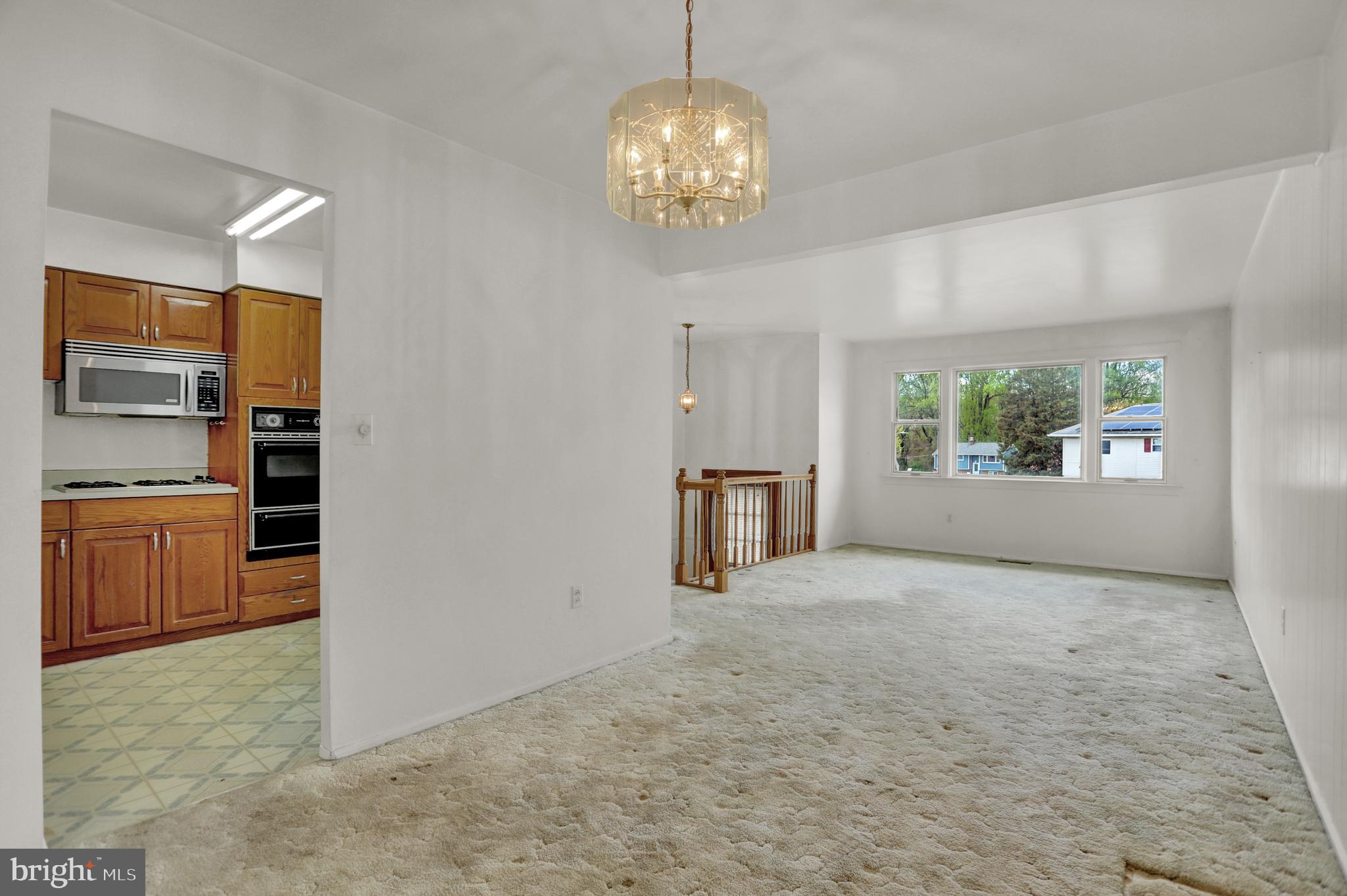 RIPPLING RIDGE - Residential