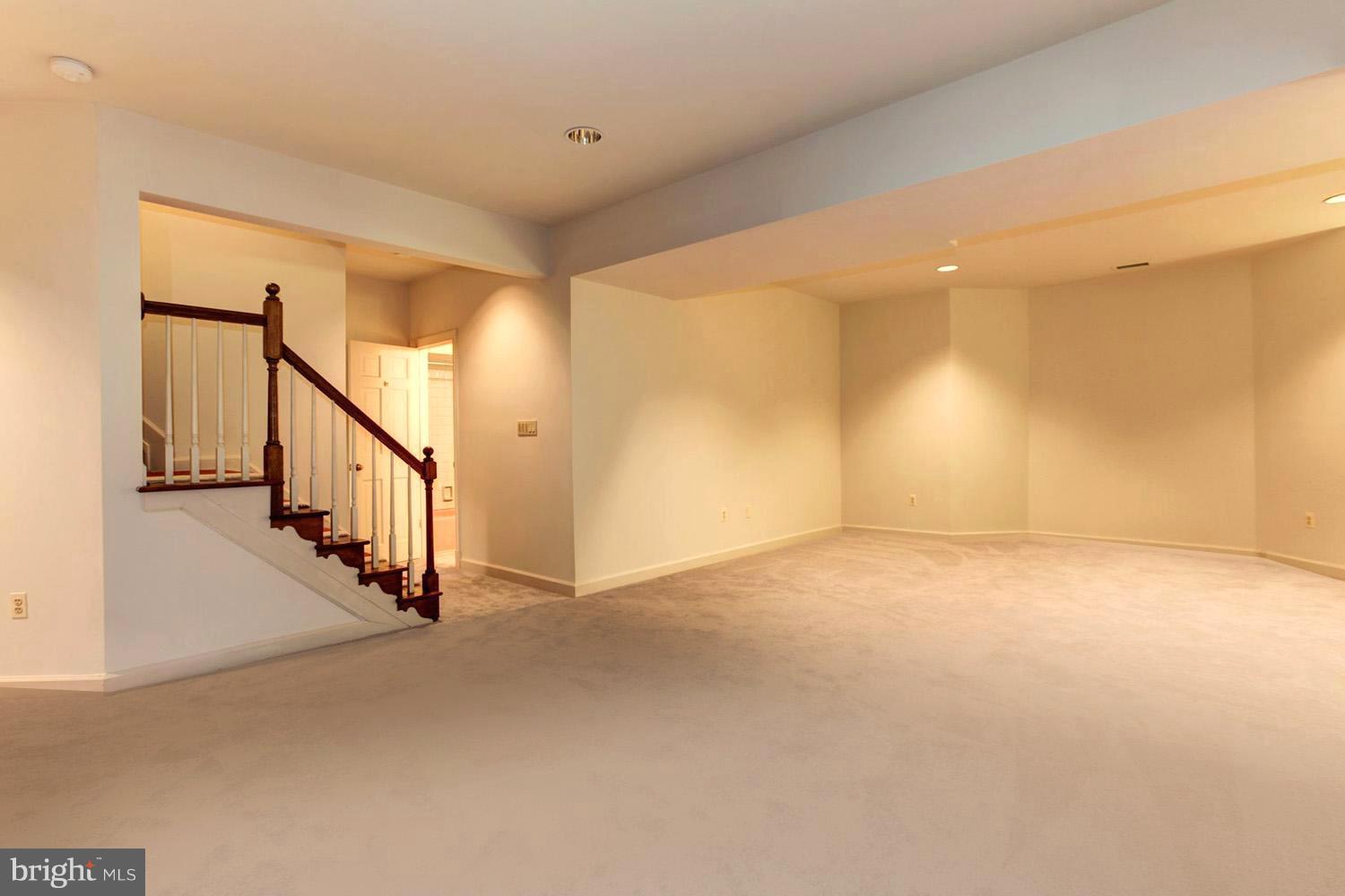 SOUTH RIVER LANDING - Residential