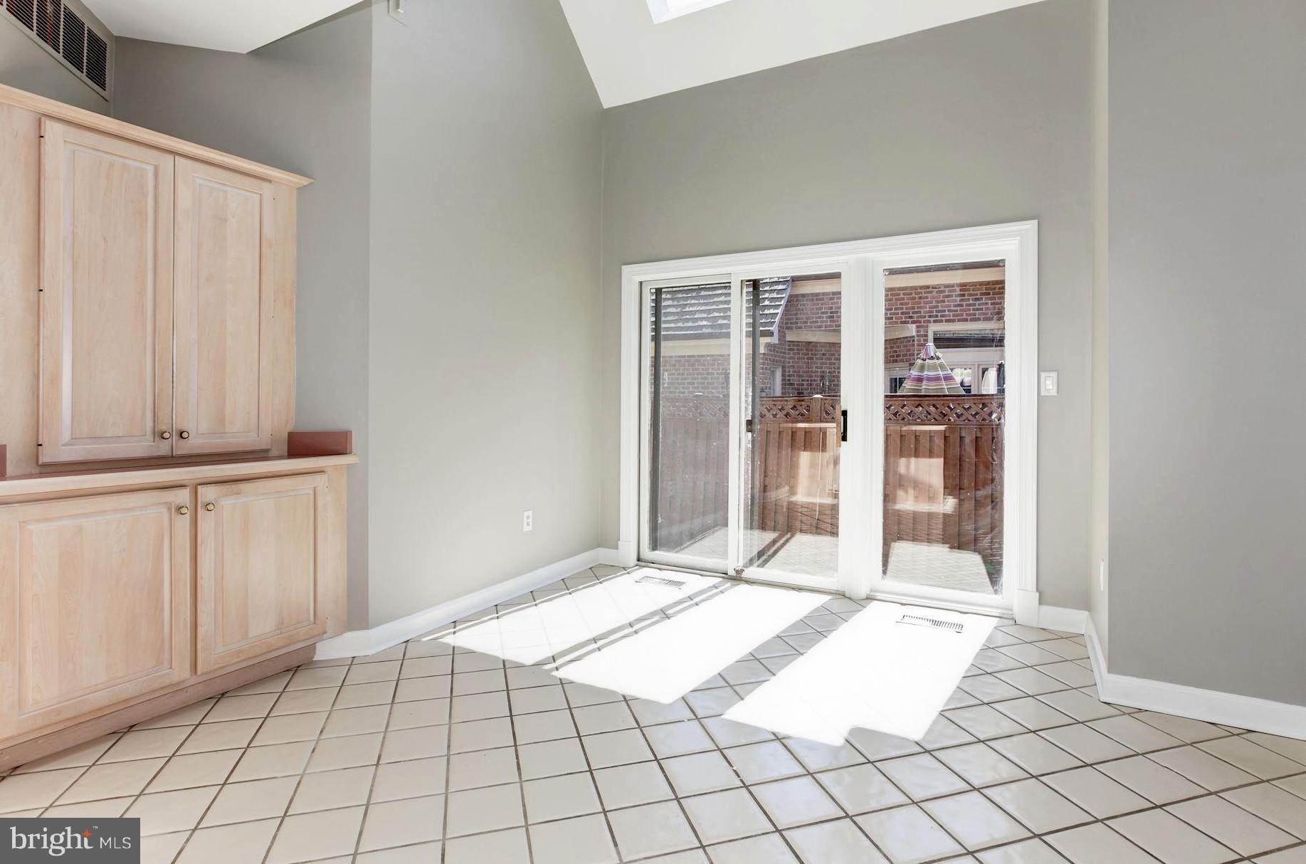 SOUTH RIVER LANDING - Residential