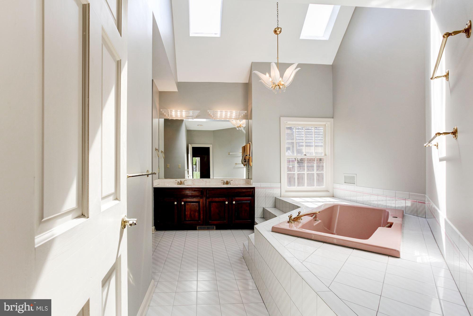 SOUTH RIVER LANDING - Residential