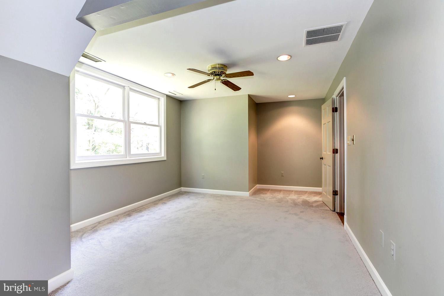 SOUTH RIVER LANDING - Residential