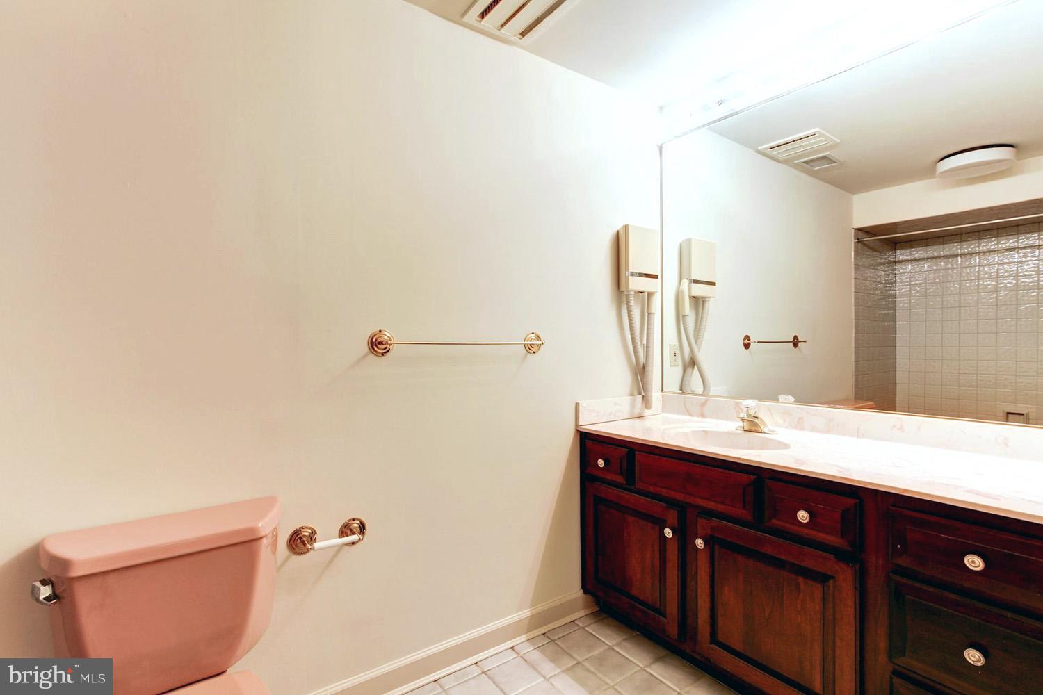 SOUTH RIVER LANDING - Residential