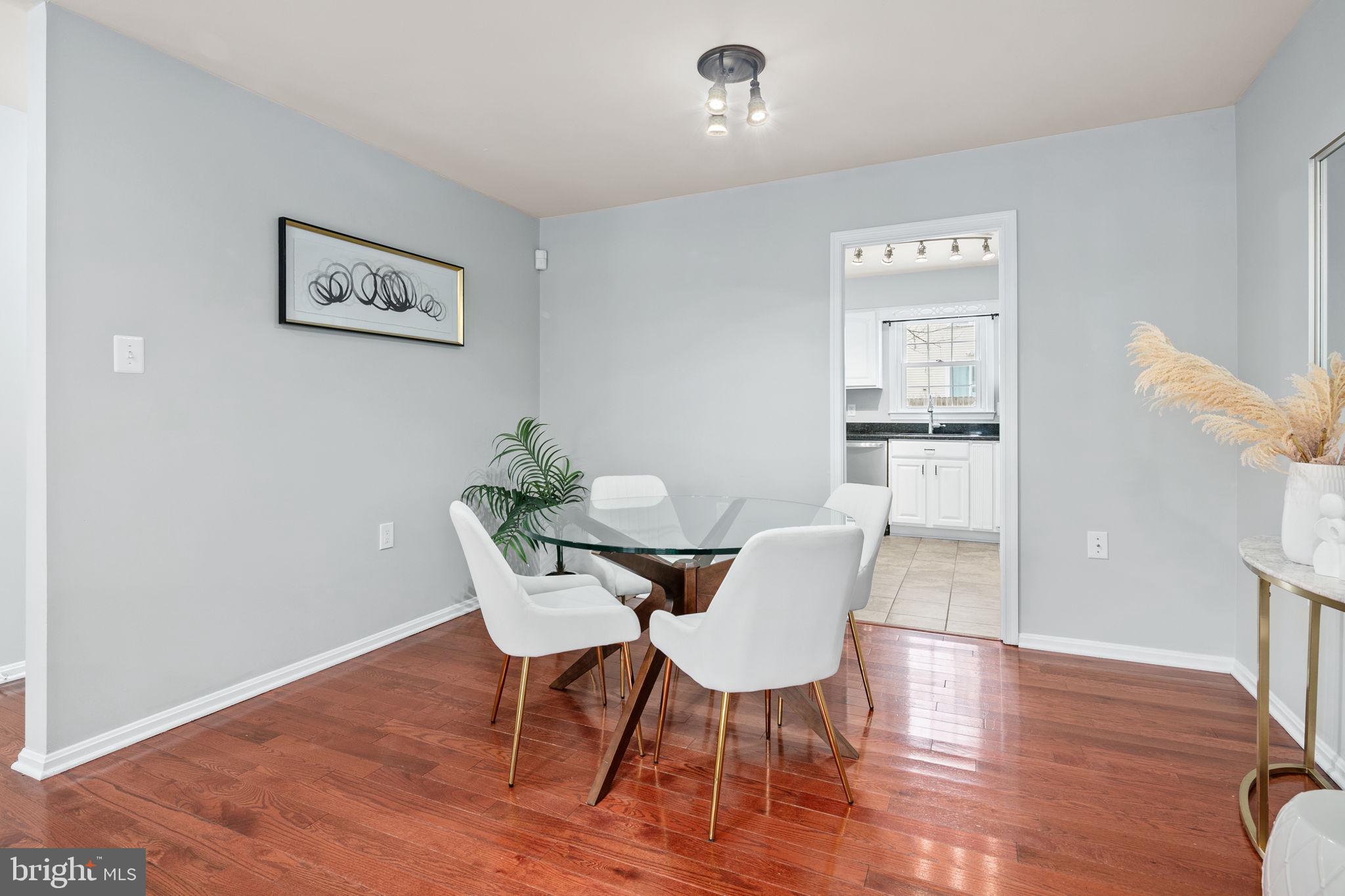 LAKE RIDGE - ANTIETAM - Residential