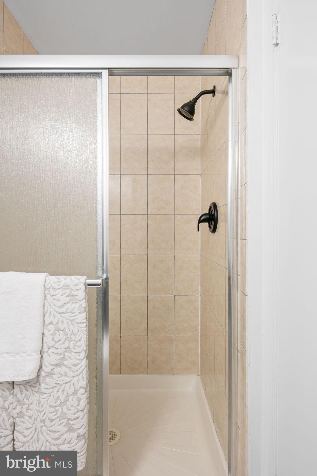 LAKE RIDGE - ANTIETAM - Residential