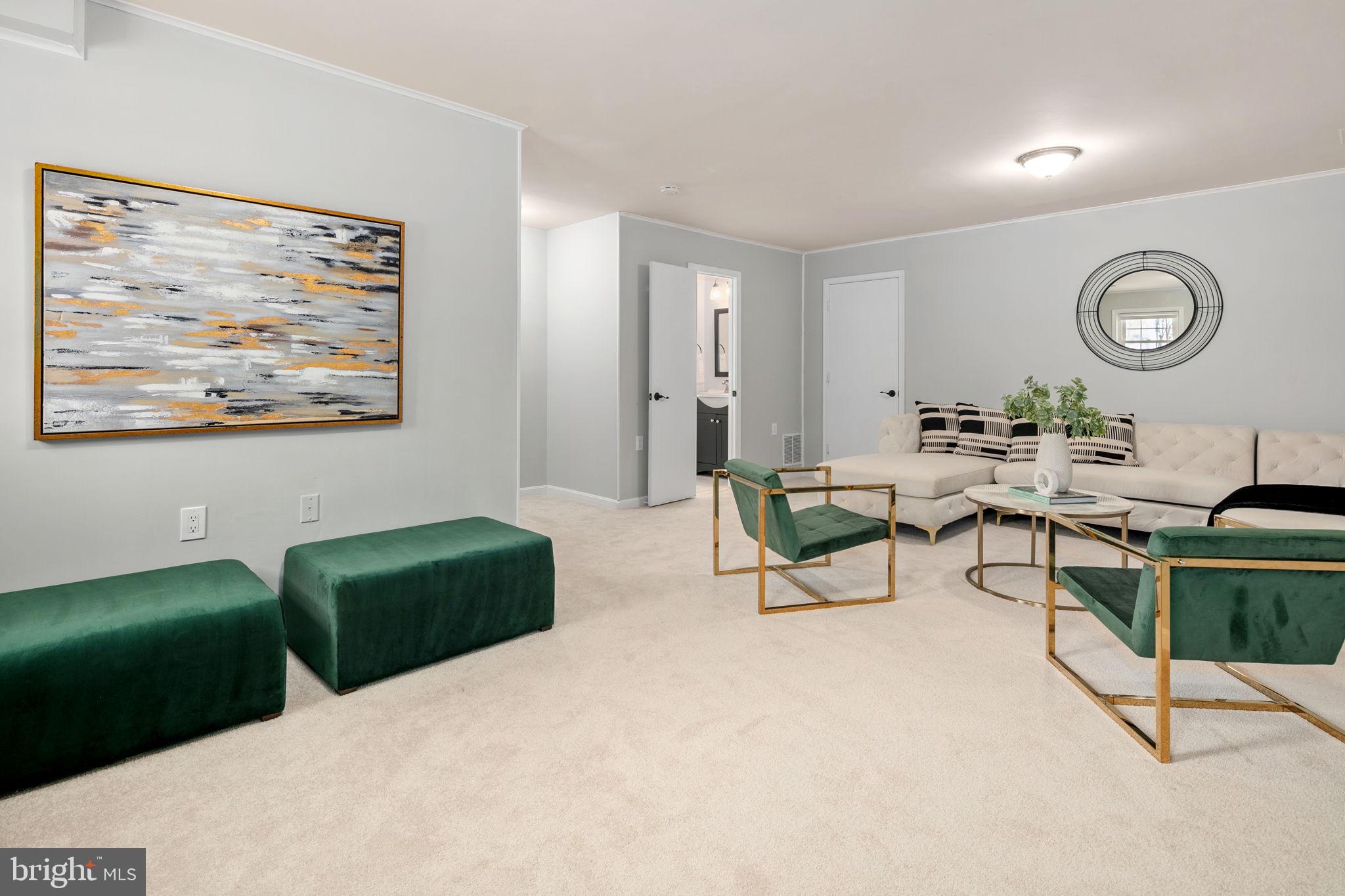 LAKE RIDGE - ANTIETAM - Residential