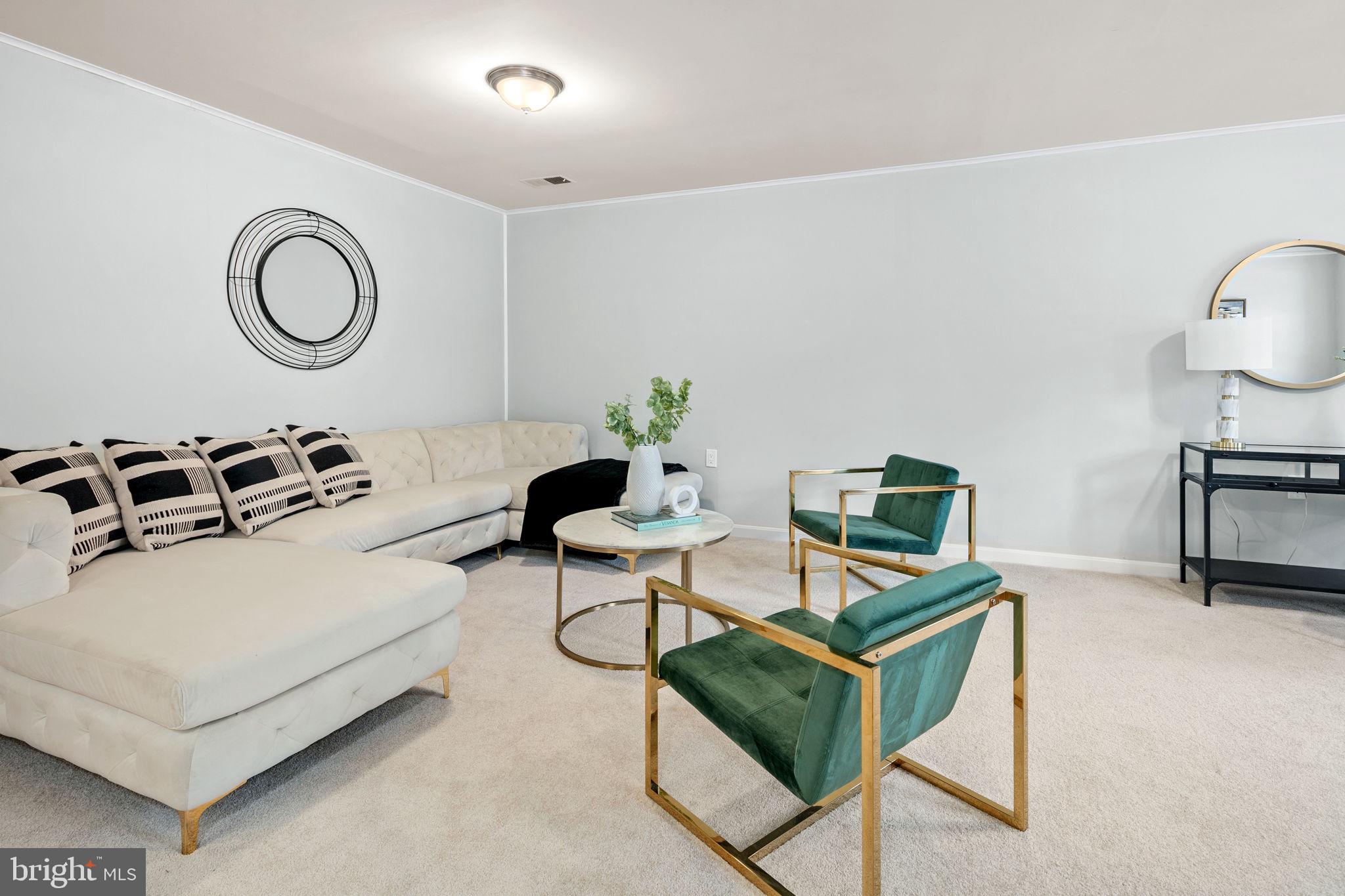 LAKE RIDGE - ANTIETAM - Residential