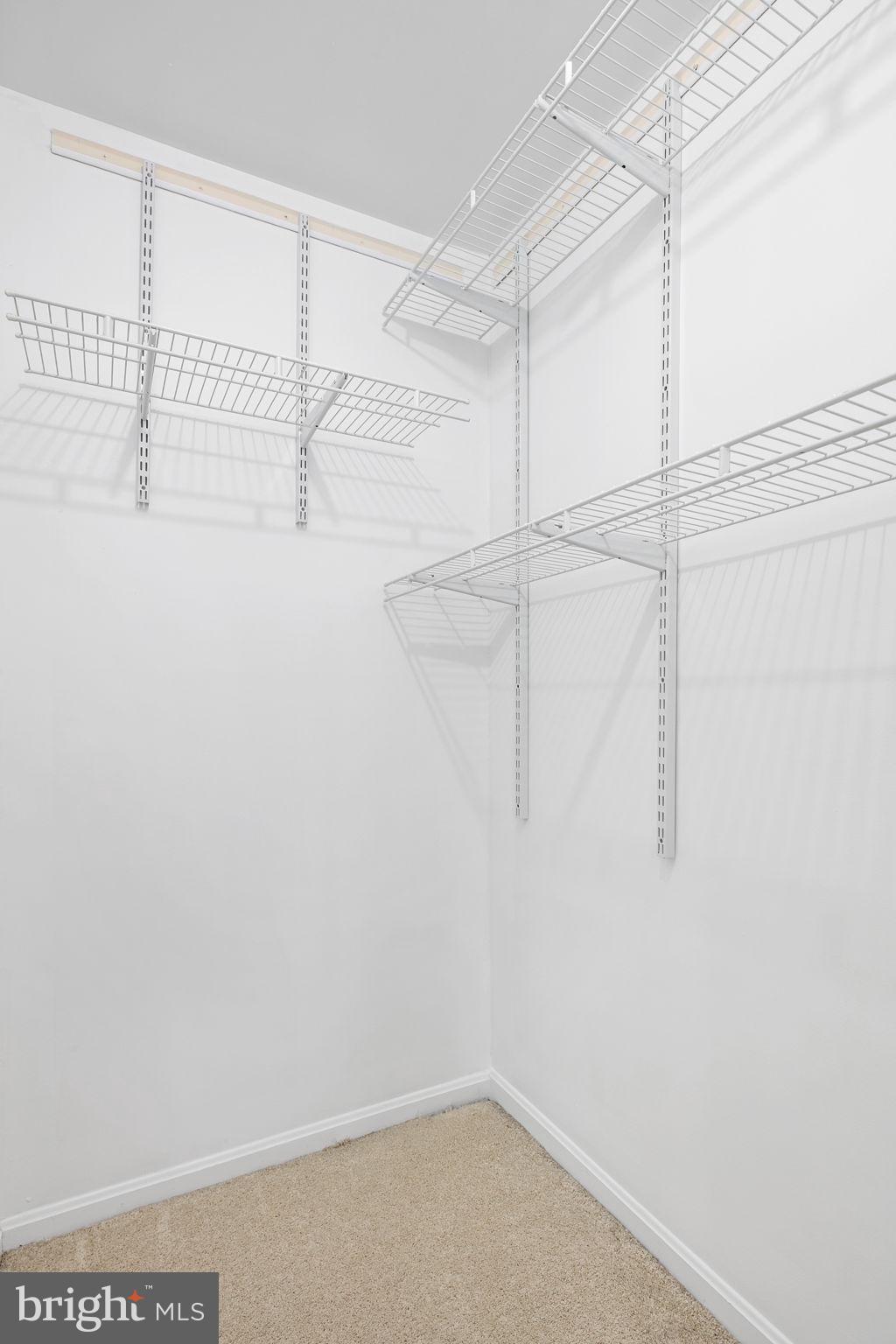 LAKE RIDGE - ANTIETAM - Residential