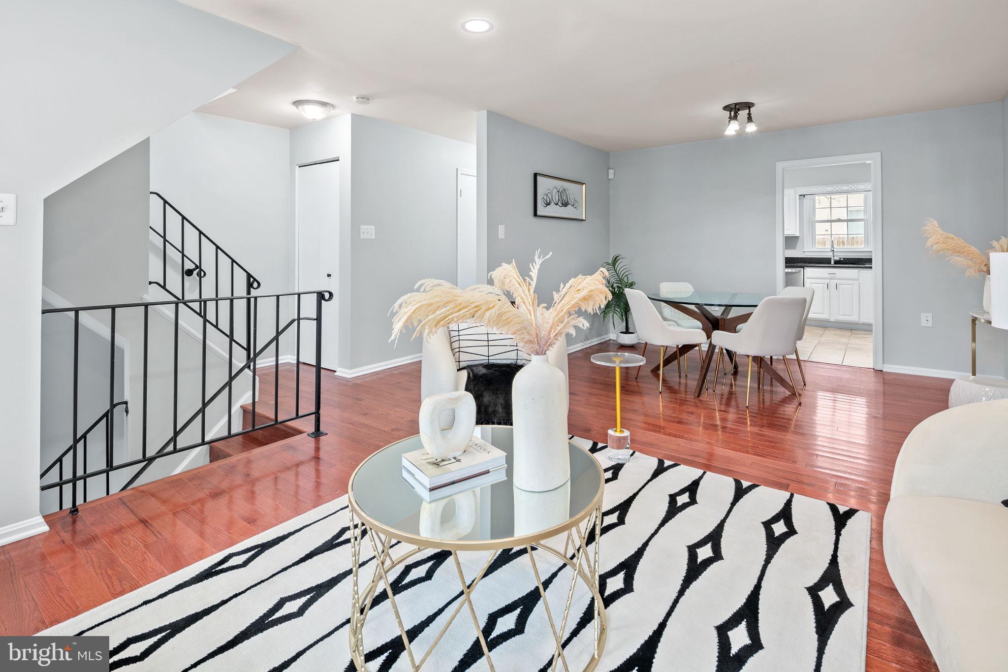 LAKE RIDGE - ANTIETAM - Residential