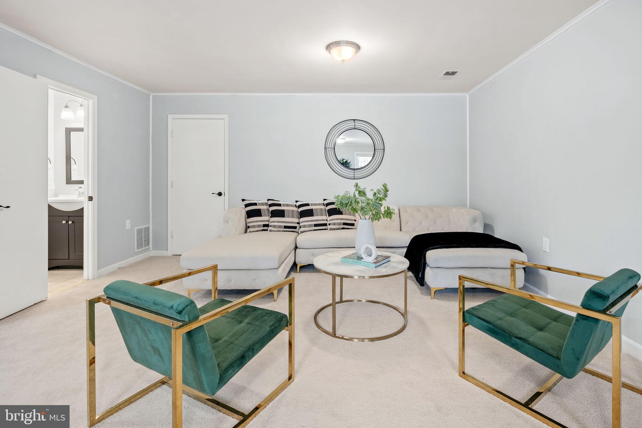 LAKE RIDGE - ANTIETAM - Residential