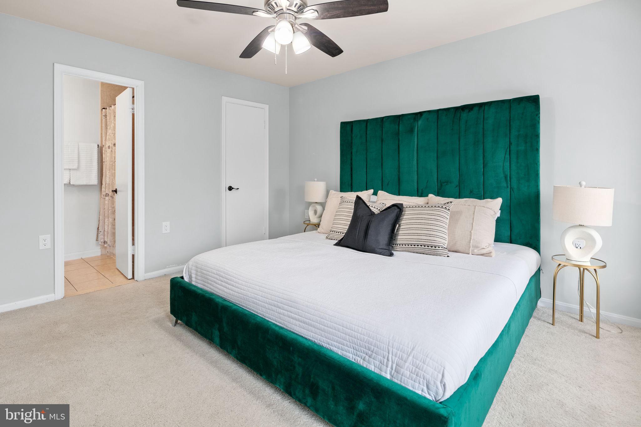 LAKE RIDGE - ANTIETAM - Residential