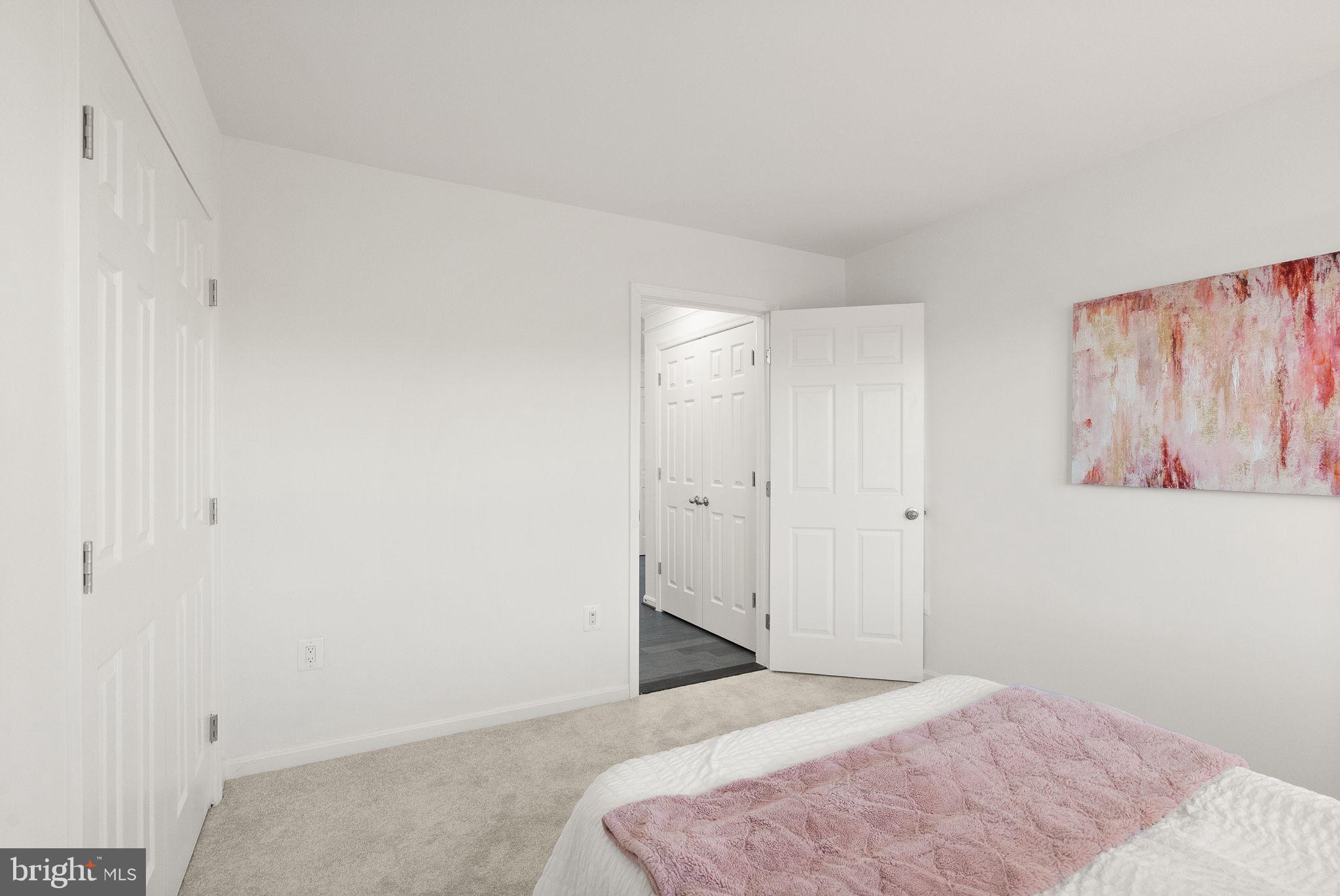 BRIARFIELD ESTATES - Residential