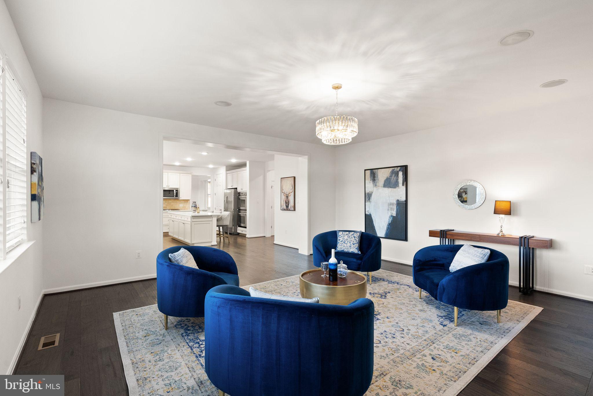 BRIARFIELD ESTATES - Residential