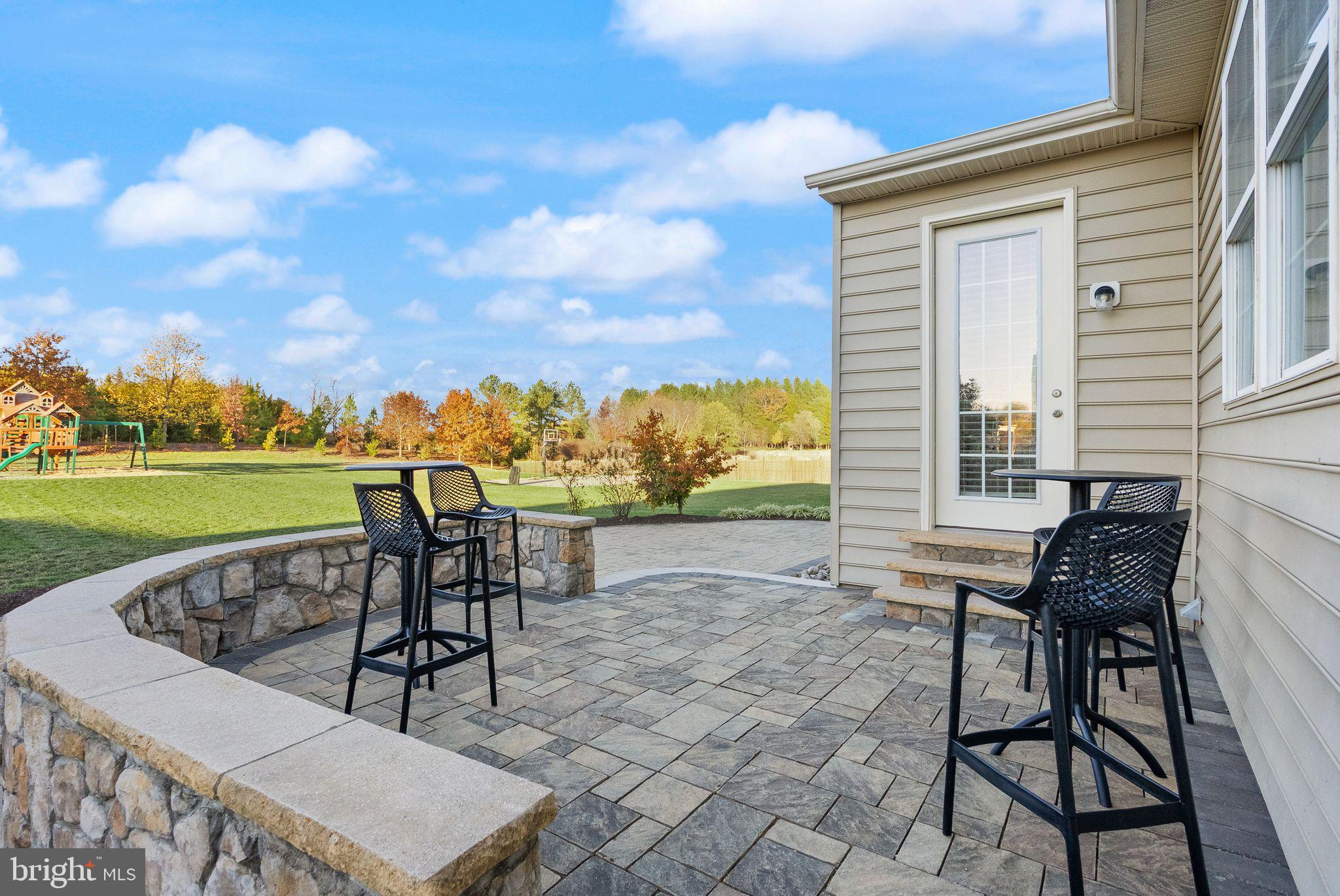 BRIARFIELD ESTATES - Residential