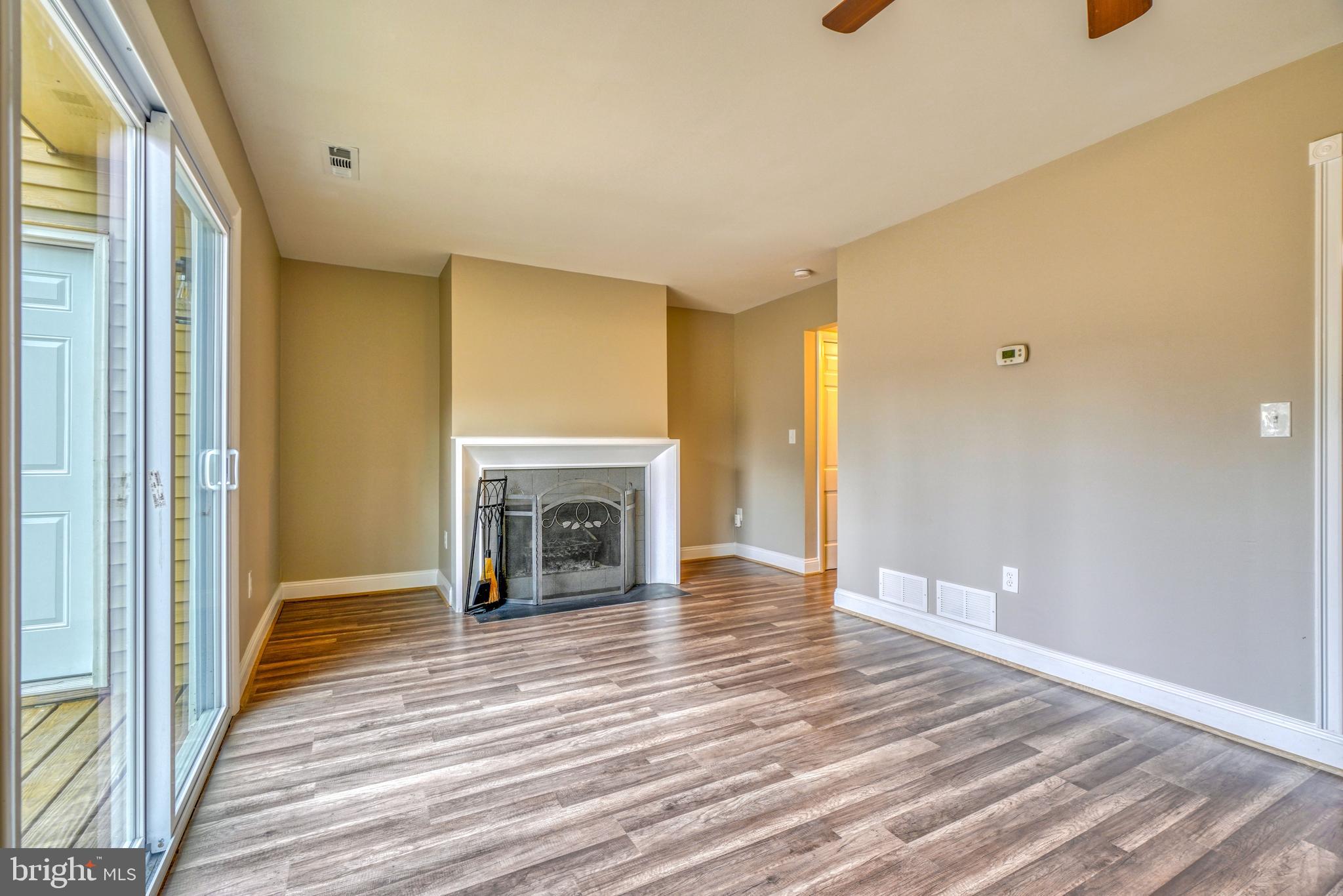 WHISPERING WOODS - Residential