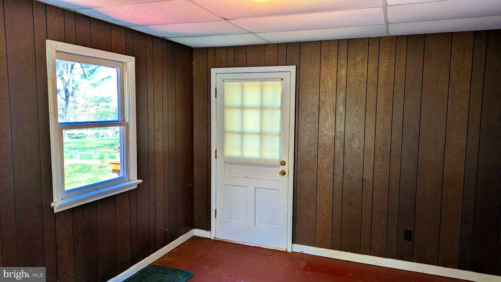 WILLIAMSBURG VILLAGE - Residential