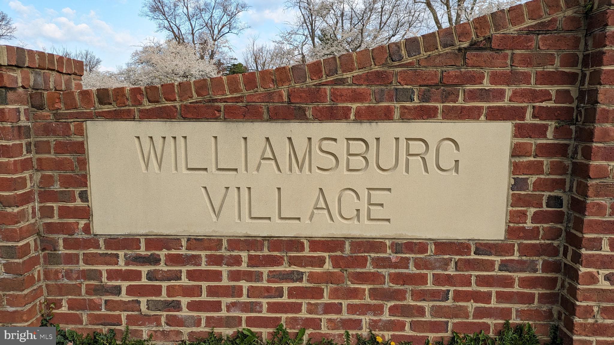 WILLIAMSBURG VILLAGE - Residential