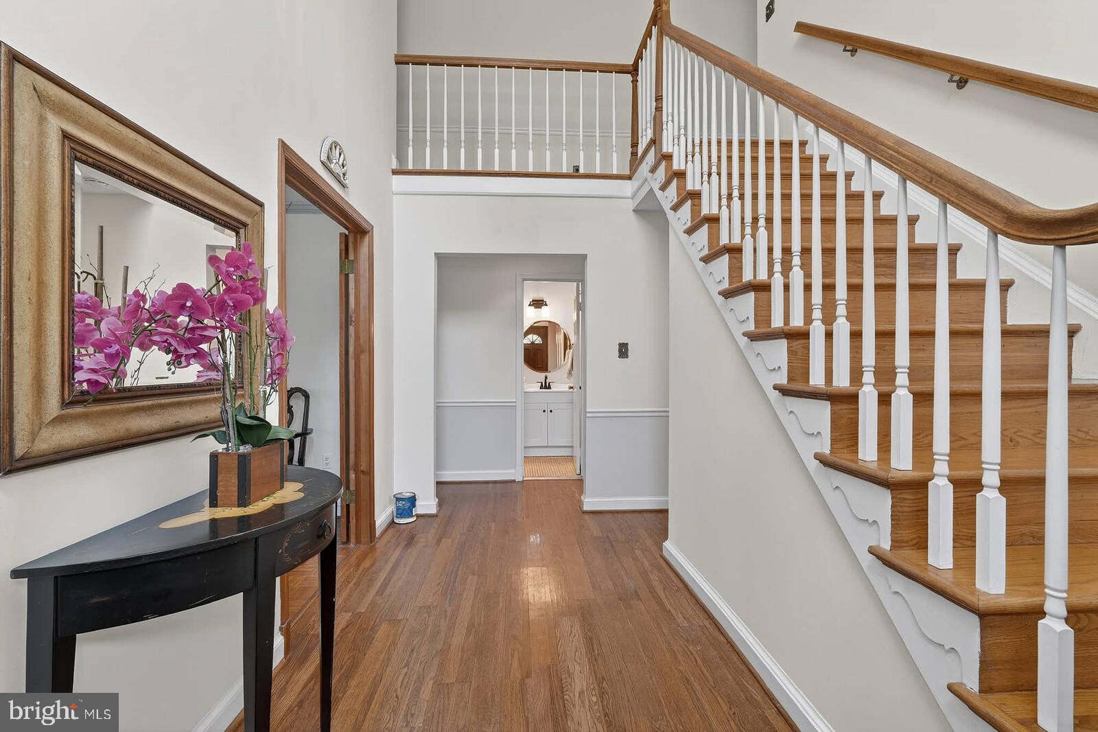 WILLIAMSBURG VILLAGE - Residential