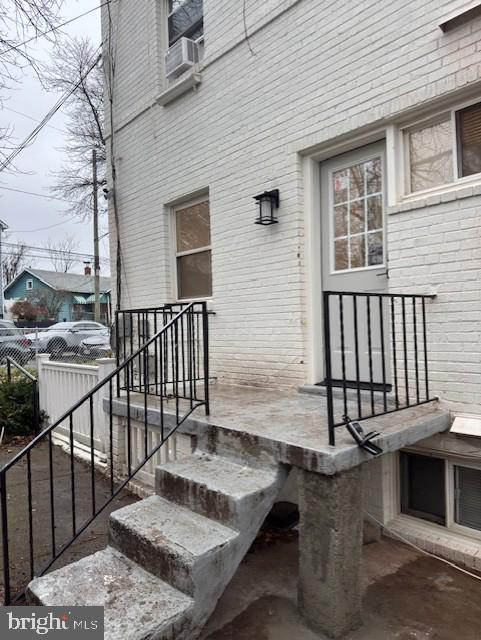 4253 BROOKS STREET NE 1