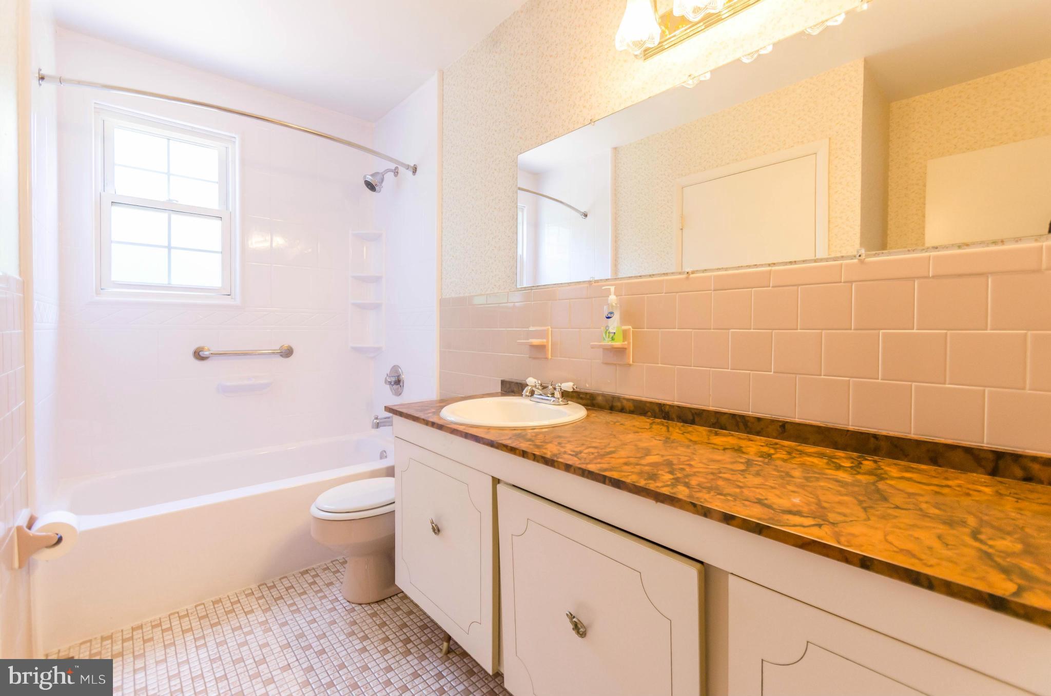 CROMWELL VALLEY - Residential