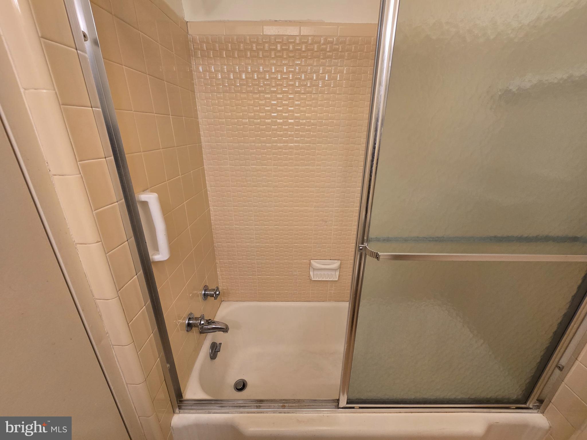 GROSVENOR PARK - Residential