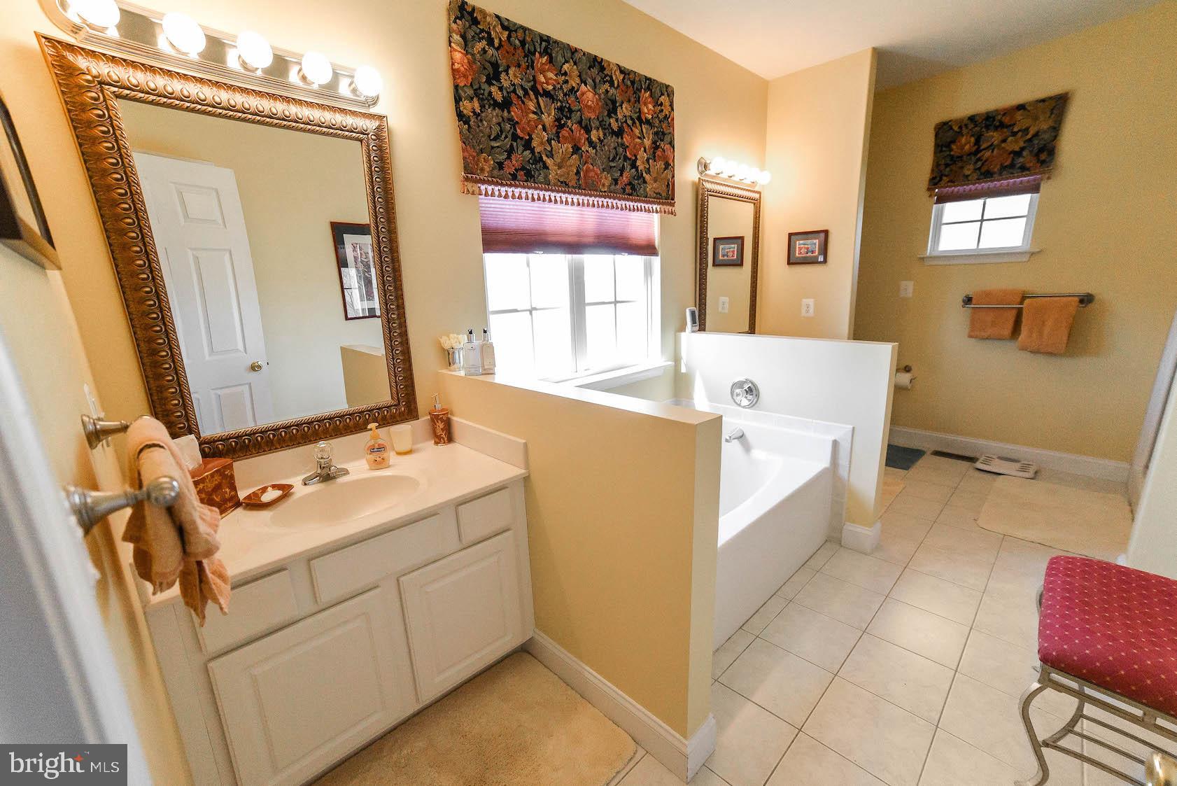 SINGLETREE - Residential