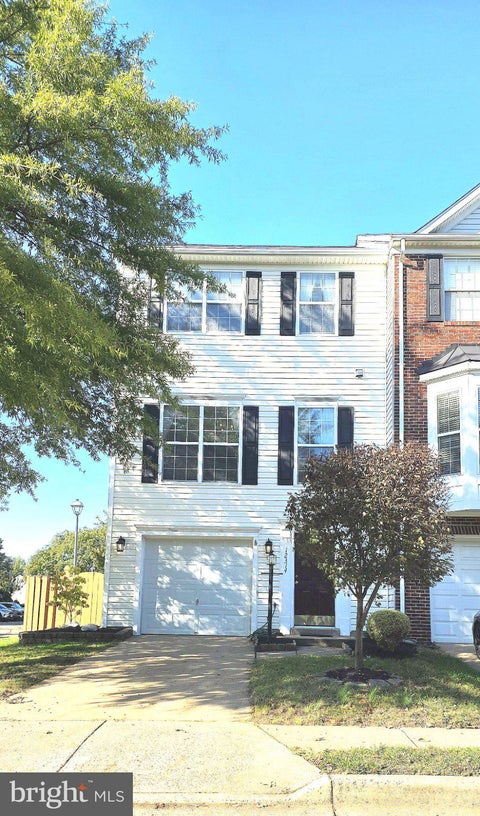 Photo of 12314 Jarrow Lane, BRISTOW, VA 20136 (MLS # VAPW2132270)