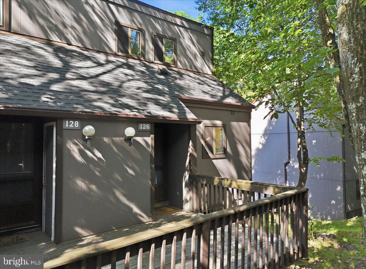 126 CROSS COUNTRY LANE
