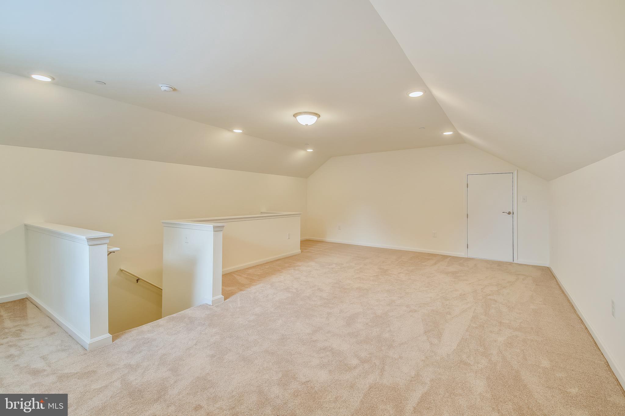 STEEPLECHASE - Residential