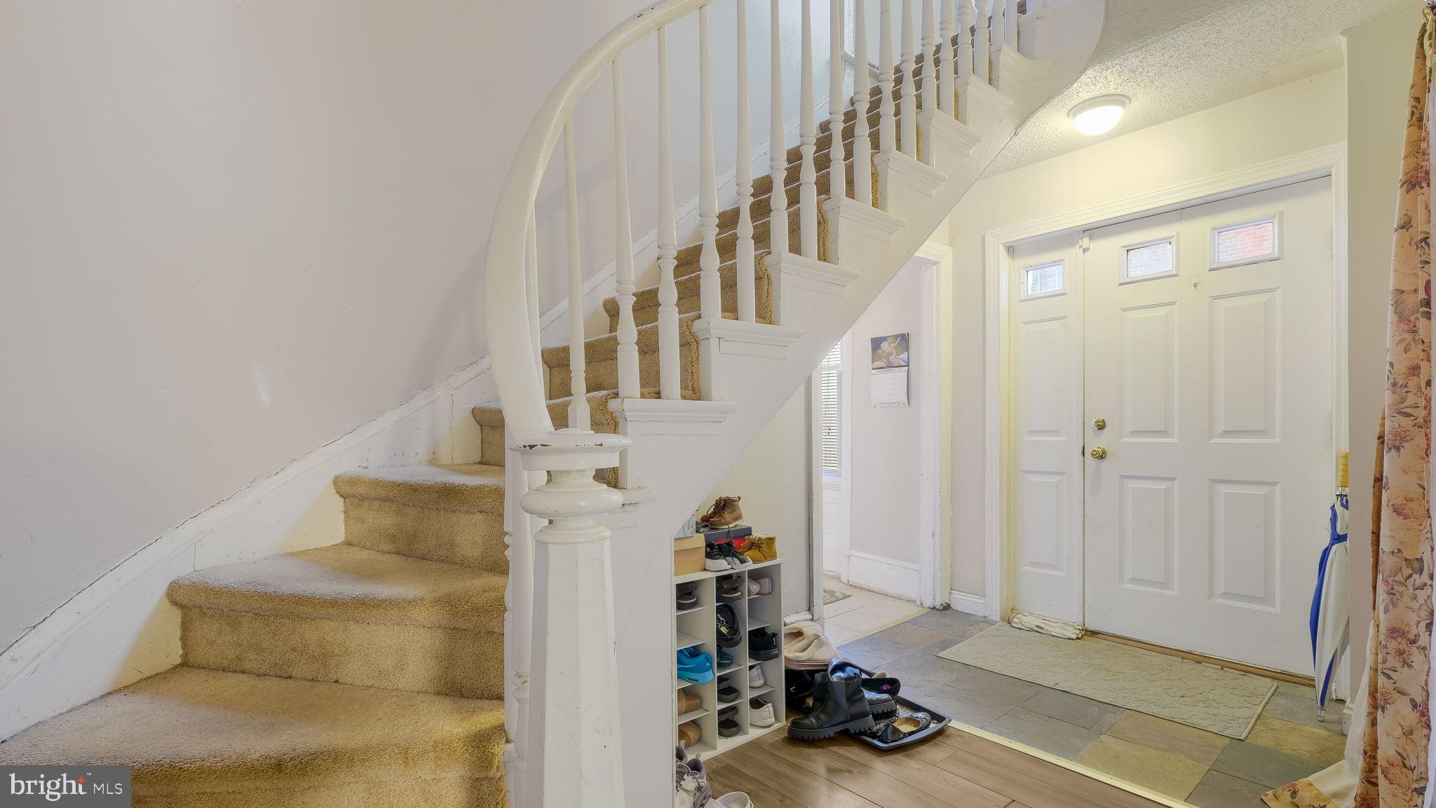 NORRISTOWN - Residential