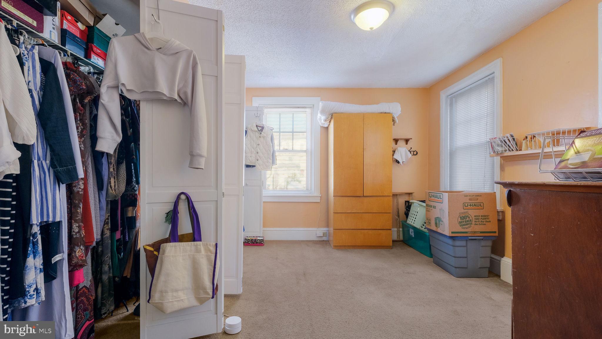 NORRISTOWN - Residential