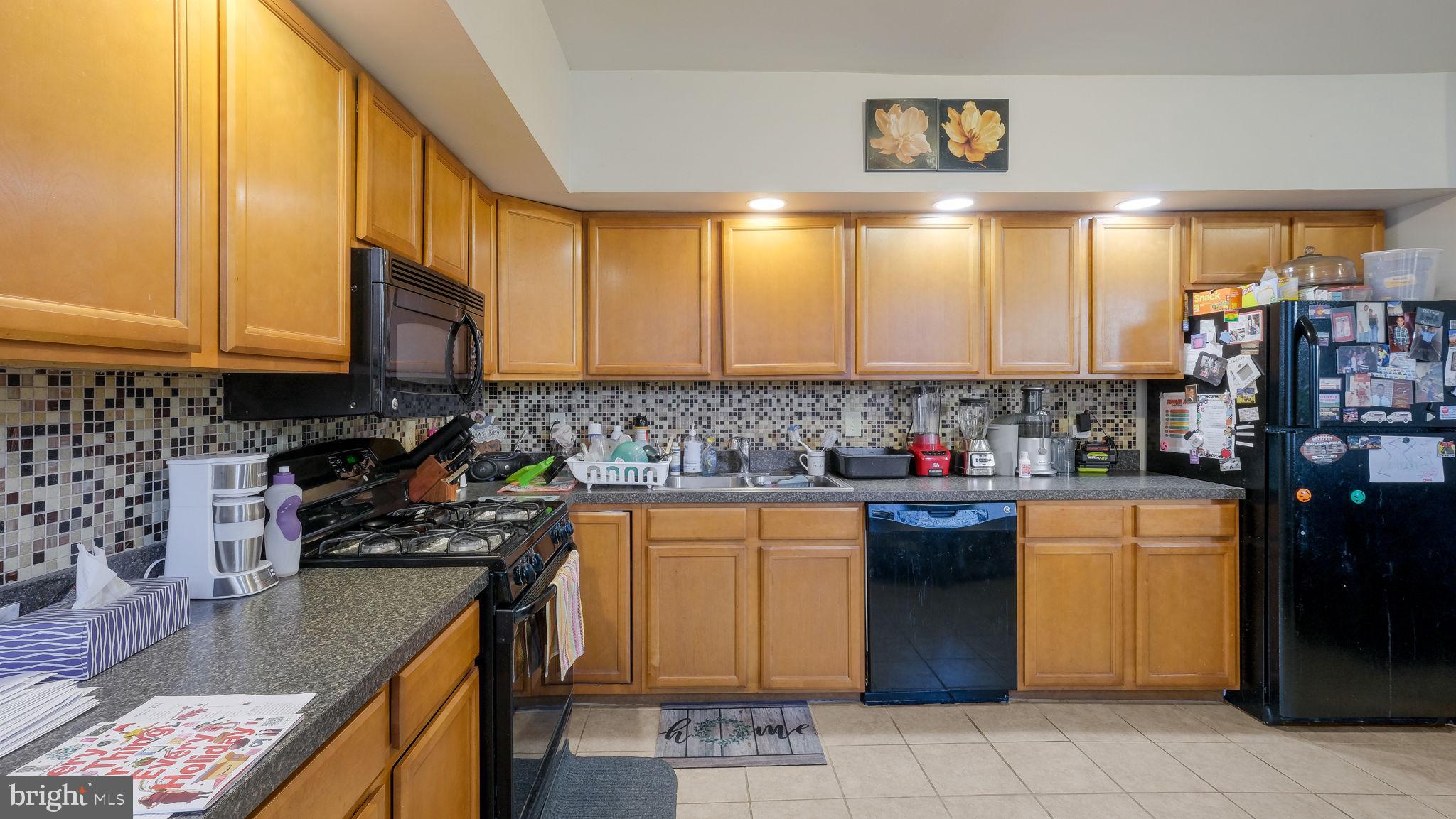 NORRISTOWN - Residential