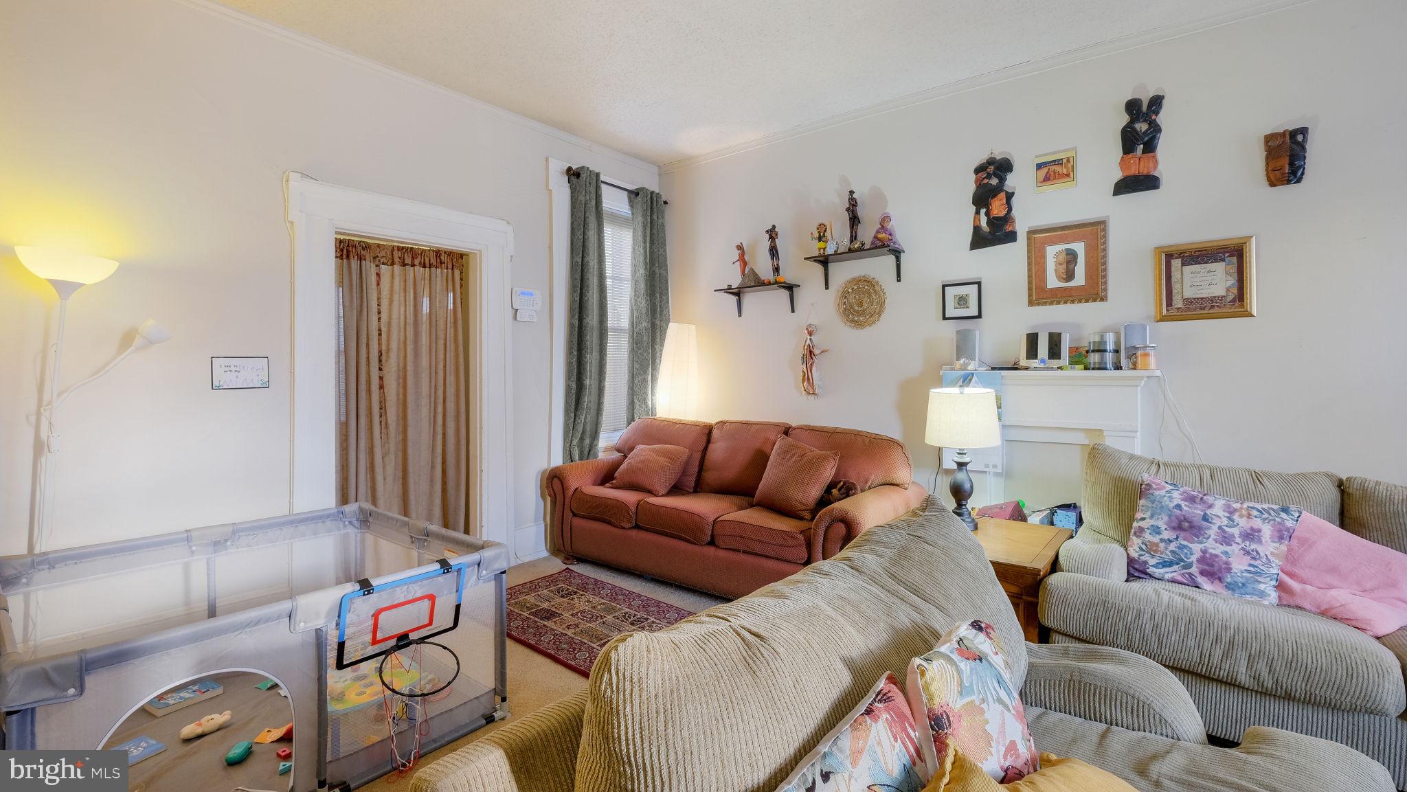 NORRISTOWN - Residential