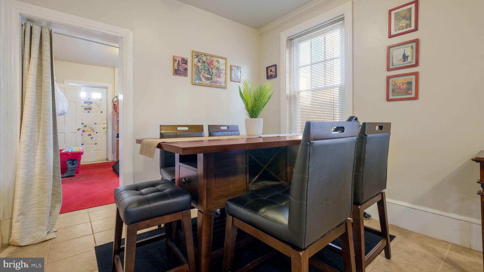 NORRISTOWN - Residential