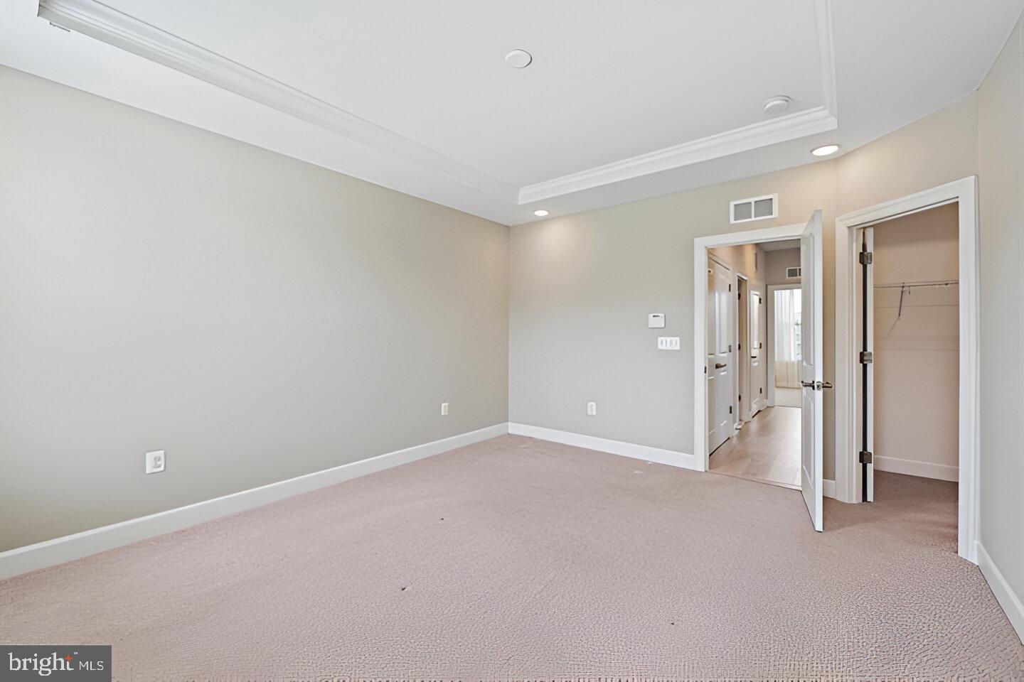 DOMINION TRAIL - Residential Lease