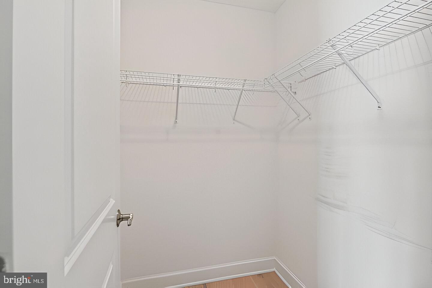 DOMINION TRAIL - Residential Lease