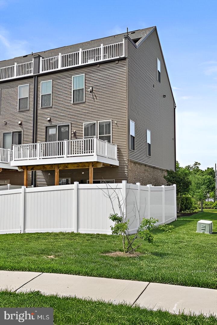 DOMINION TRAIL - Residential Lease