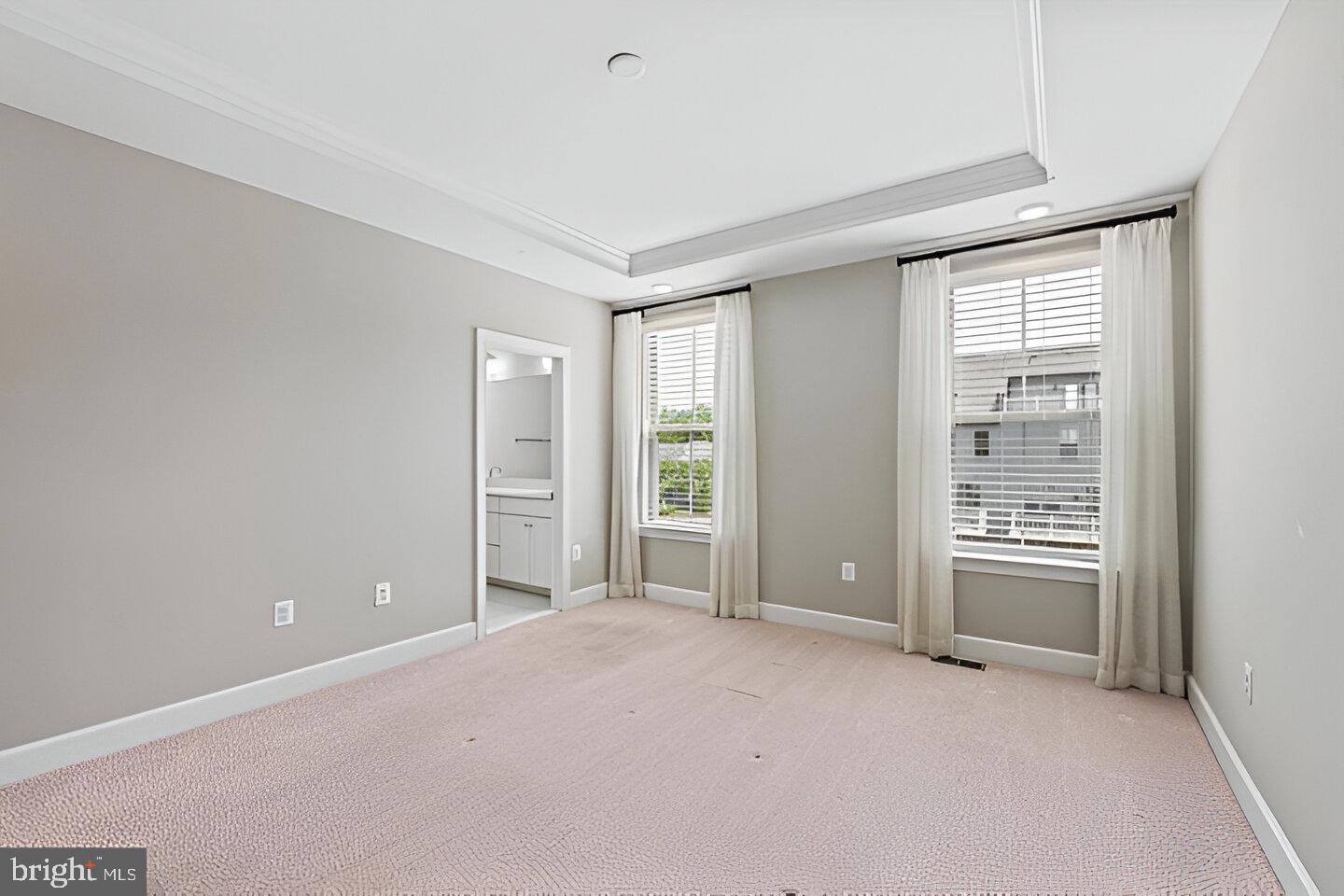 DOMINION TRAIL - Residential Lease