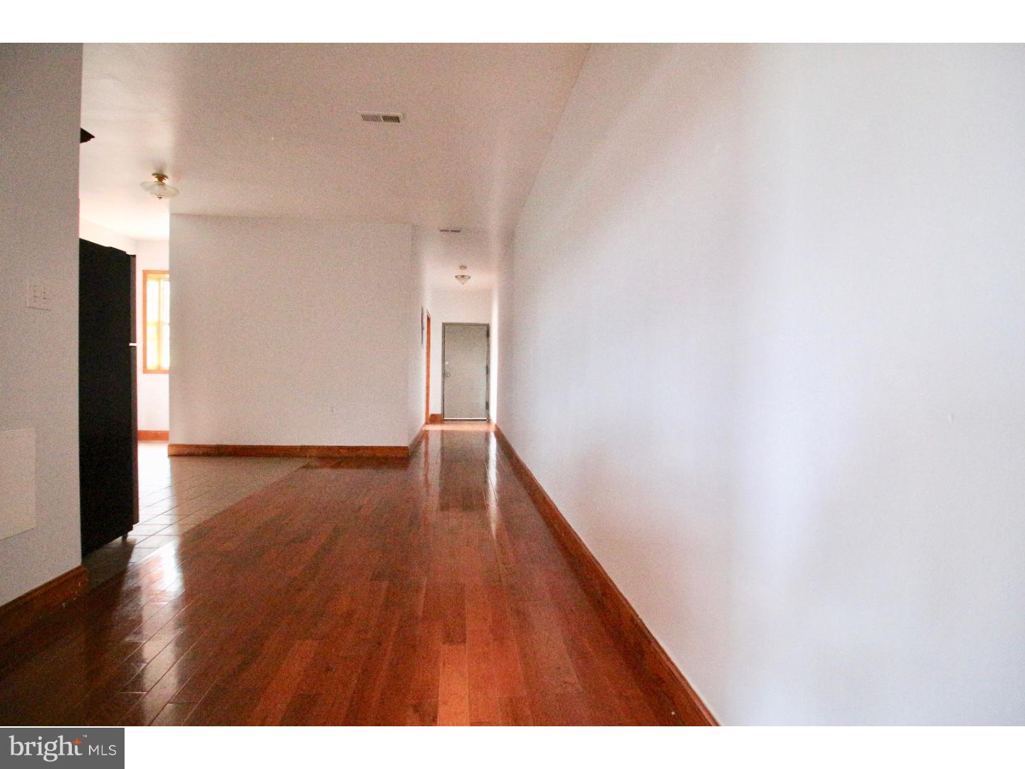 WEST POPLAR - Residential Lease