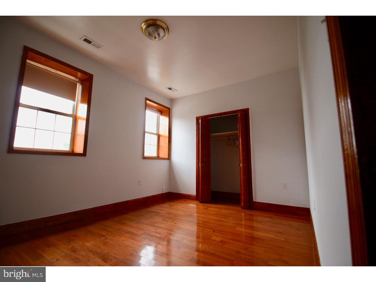WEST POPLAR - Residential Lease