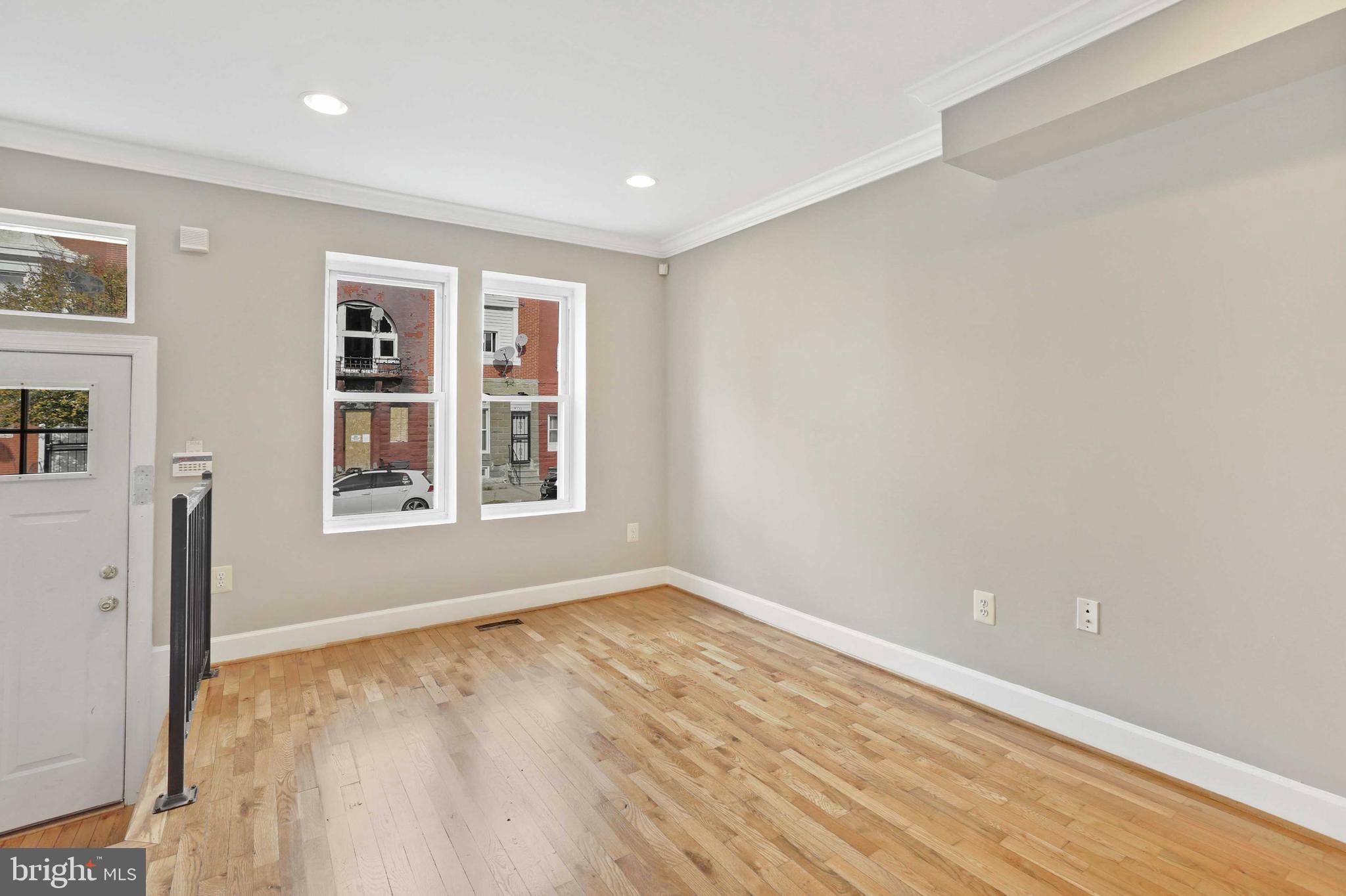 BARCLAY - Residential Lease