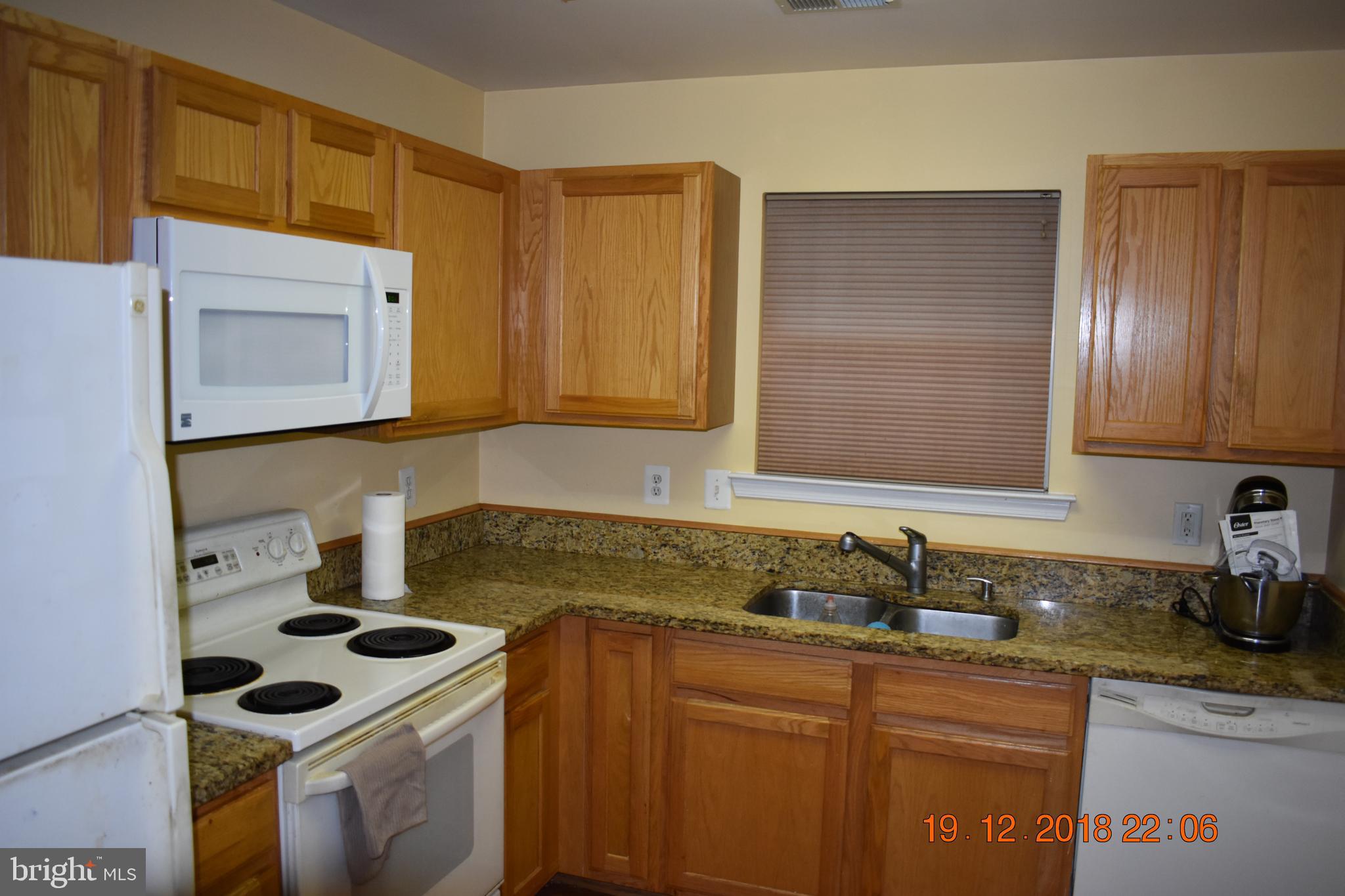 VICTORIA PARK SUB - Residential Lease