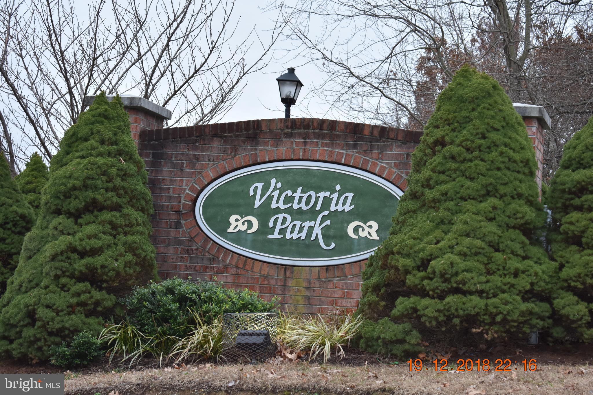VICTORIA PARK SUB - Residential Lease