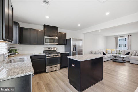 Townhouse For Sale - 24 Wendowski Street<br/> BEVERLY, NJ 08010