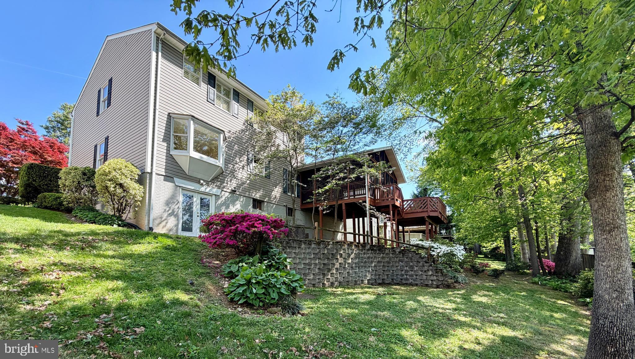 110 SUMMIT HALL ROAD