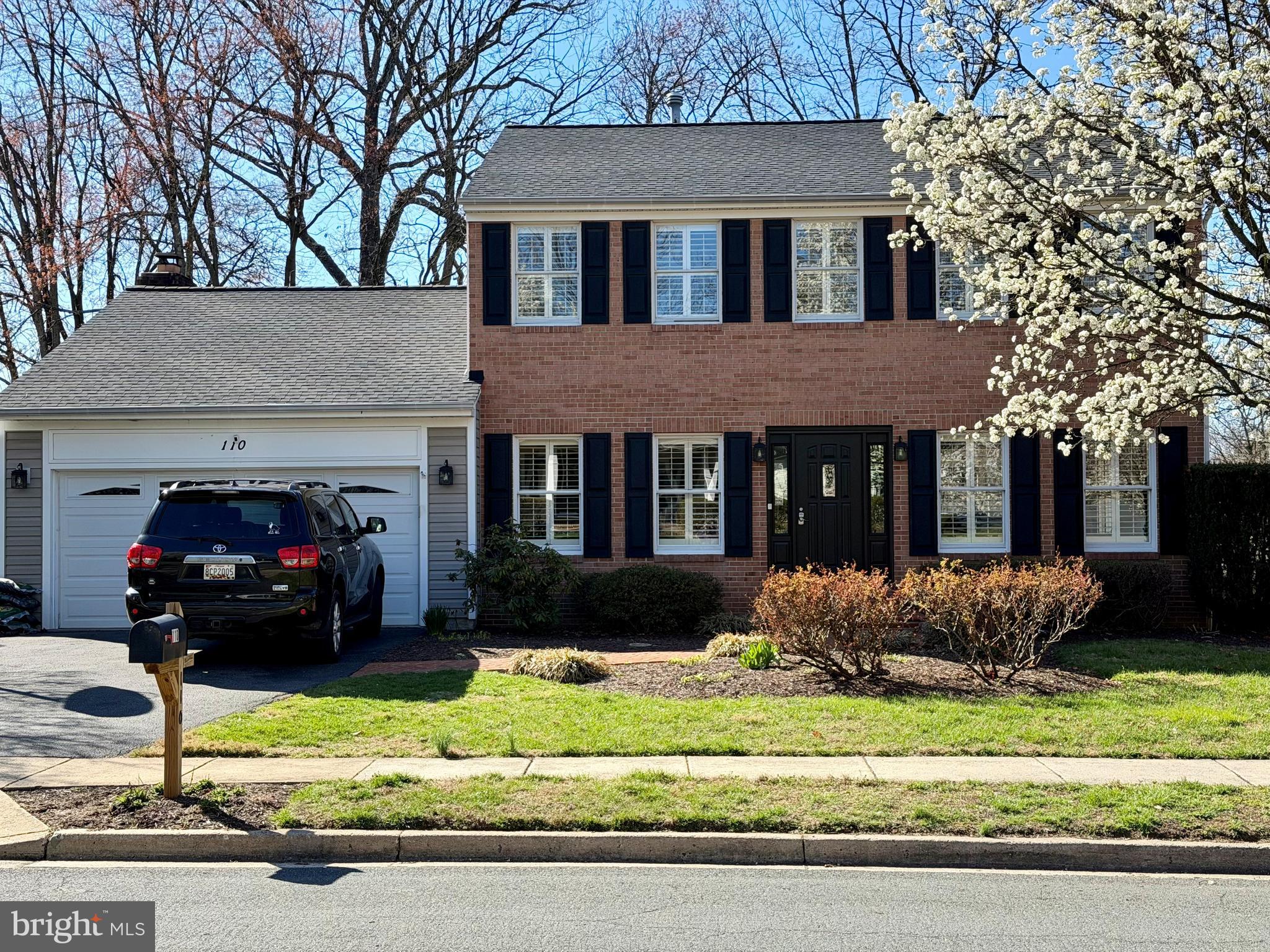 110 SUMMIT HALL ROAD