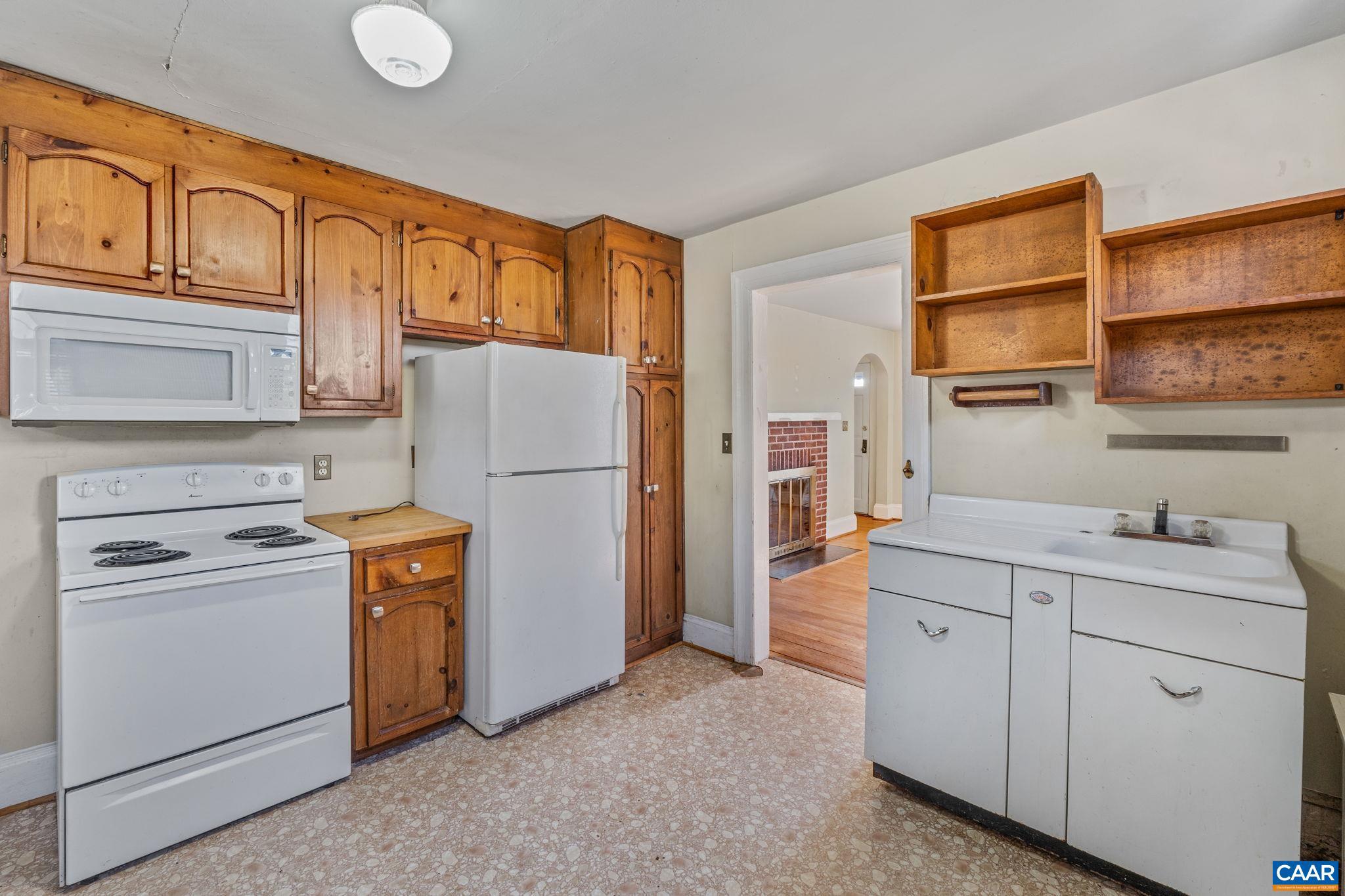 LOCUST GROVE - Residential